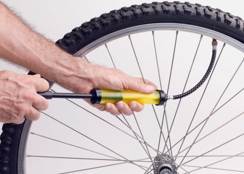 hand held bike pump
